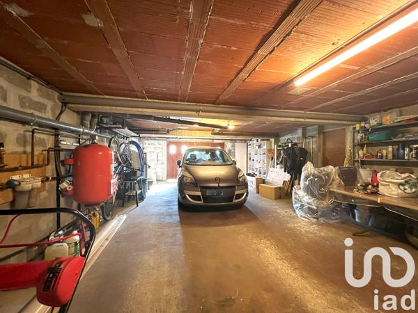 Maison à vendre 7 pièces 179 m² Saint-Pierre-du-Mont