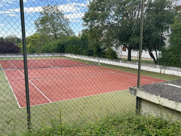 Appartement à vendre 4 pièces CRETEIL (94), proche métro et centre commercial