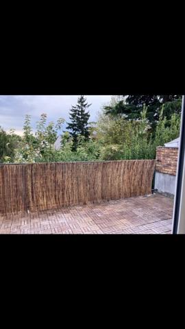 1 Pièce principale & terrasse 840 € / mois C.C.*