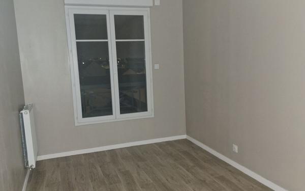Appartement à louer    3 pièces • 60,49 m2 Le Blanc-Mesnil