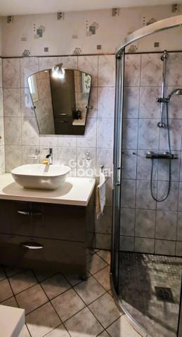 Maison de plain pied à vendre - 3 chambres - 80 m²