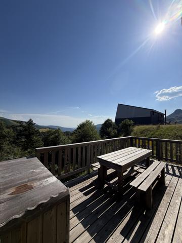 SPACIEUX T3 AVEC TERRASSE ET VUE MONTAGNE
