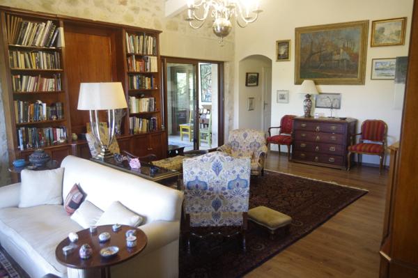 Maison à vendre 7 pièces de 160 m² + bungalow indépendant de 50 m².