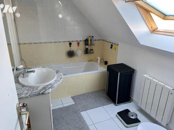 IDEAL INVESTISSEUR - Maison louée 820 € / mois