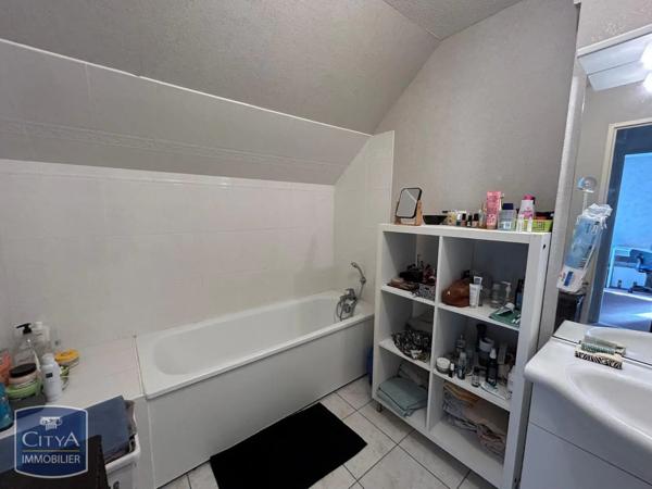 Maison à louer 4 pièces 82.75m² Morlaix (29600)