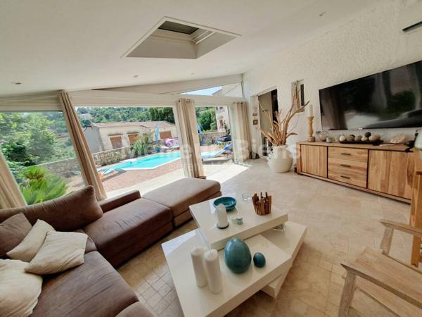 Magnifique maison de 139m2 avec piscine et garage