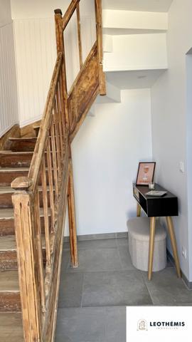 CHARMANTE MAISON DE COEUR DE VILLE & SON EXTÉRIEUR
