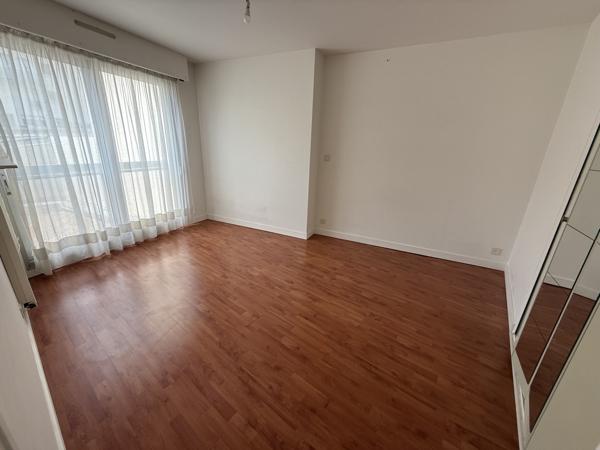 Location Appartement T3 - PLATEAU