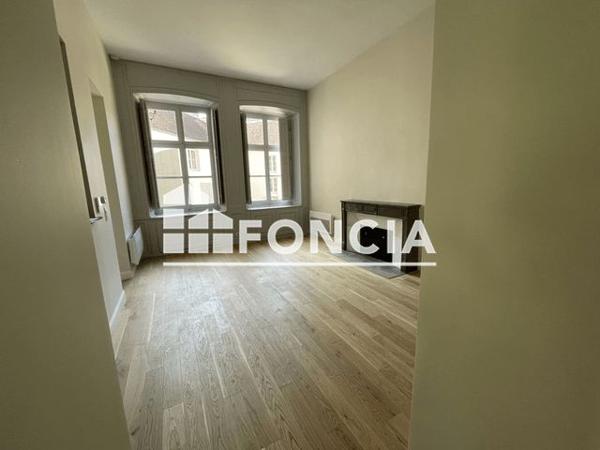 Location Appartement 2 pièces 47.9 m² - 7 rue Général Lecourbe Besançon 25000