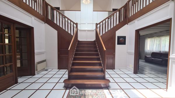 Maison 370 m² à Idron 64320
