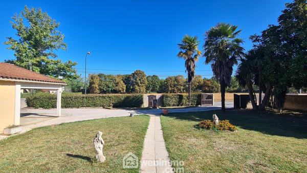 Maison 370 m² à Idron 64320