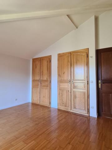 Maison 370 m² à Idron 64320