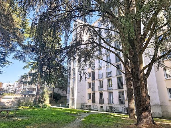 Nantes Tortière - T3, 57m2 avec place de stationnement et cave