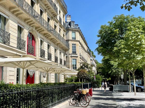 Appartement F6 à vendre  6 pièces - 142 m2 PARIS - 75008