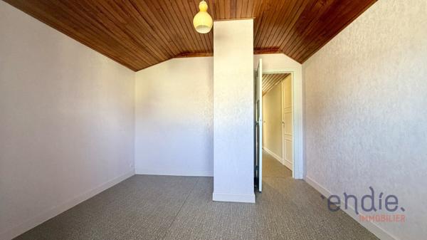 VALDOIE – SPACIEUSE MAISON FAMILIALE DE 206 M² – 7 CHAMBRES