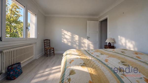 VALDOIE – SPACIEUSE MAISON FAMILIALE DE 206 M² – 7 CHAMBRES