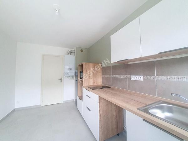 Appartement à louer meublé  Ancenis-saint-gereon 2 pièces 59 m2