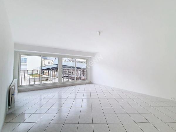 Appartement à louer meublé  Ancenis-saint-gereon 2 pièces 59 m2