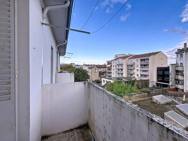 VALENCE T3 rue Baudin avec cave et Balcon