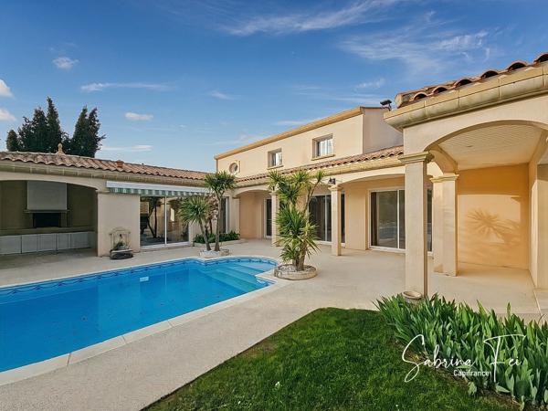MAISON FAMILIALE DE PLUS DE 165 M² – QUARTIER RÉSIDENTIEL RECHERCHÉ – CALME ABSOLU – SANS VIS-À-VIS – EXPOSITION SUD – PISCINE