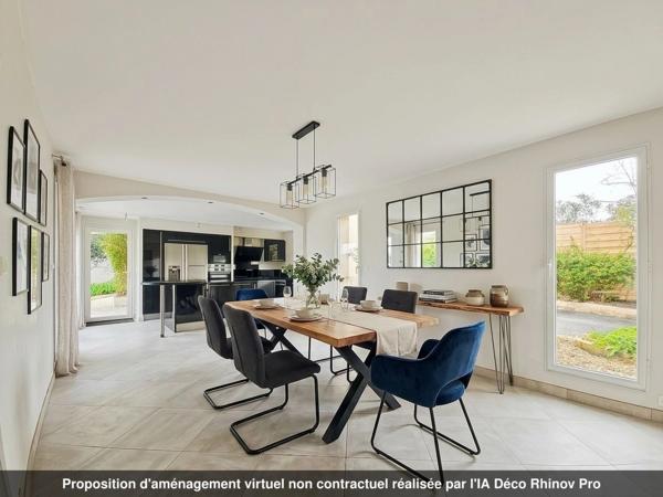 MAISON FAMILIALE DE PLUS DE 165 M² – QUARTIER RÉSIDENTIEL RECHERCHÉ – CALME ABSOLU – SANS VIS-À-VIS – EXPOSITION SUD – PISCINE