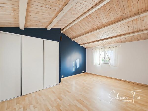 MAISON FAMILIALE DE PLUS DE 165 M² – QUARTIER RÉSIDENTIEL RECHERCHÉ – CALME ABSOLU – SANS VIS-À-VIS – EXPOSITION SUD – PISCINE