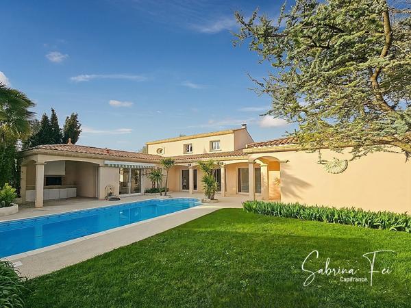 MAISON FAMILIALE DE PLUS DE 165 M² – QUARTIER RÉSIDENTIEL RECHERCHÉ – CALME ABSOLU – SANS VIS-À-VIS – EXPOSITION SUD – PISCINE