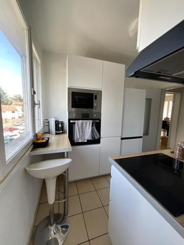 MERIGNAC APPARTEMENT 3 CHAMBRES 70 m2 PARKING