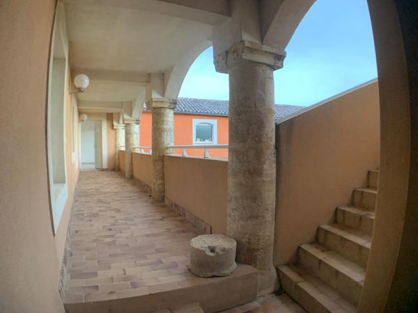 T4 au calme avec terrasse