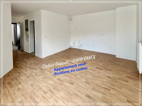 Appartement à vendre 3 pièces COULOMMIERS (77) - dernier étage - balcon - parking