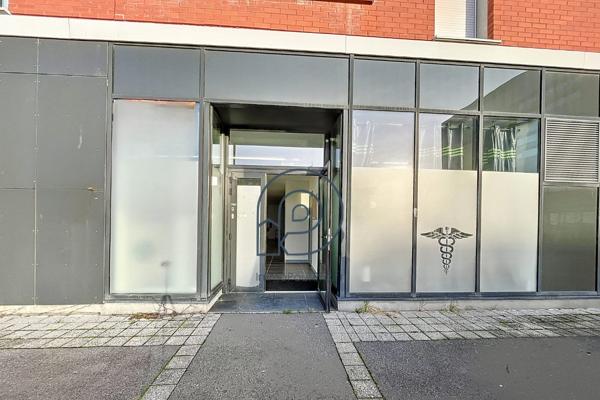 Rdc professionnel de 4 cellules : 98 m2, idéal profession médicale ou libérale
