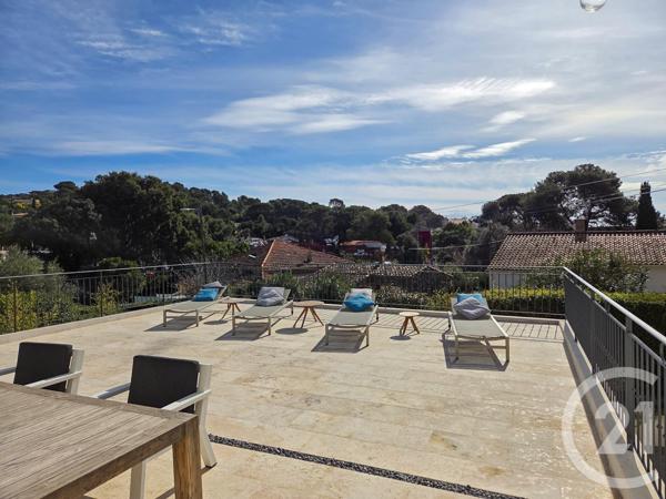 Maison à vendre  5 pièces - 120 m2 CAVALAIRE SUR MER - 83