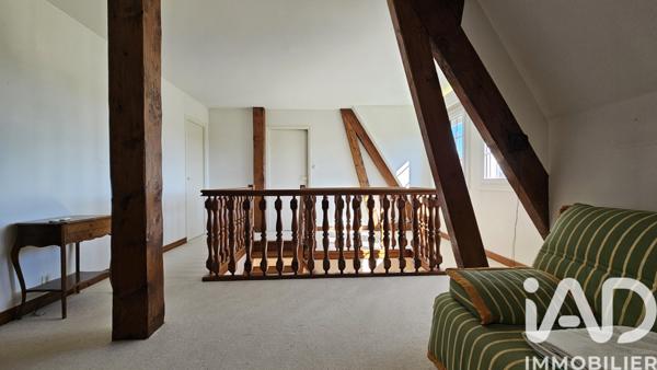 Maison à vendre 7 pièces 196 m² Saint-Étienne-de-Maurs
