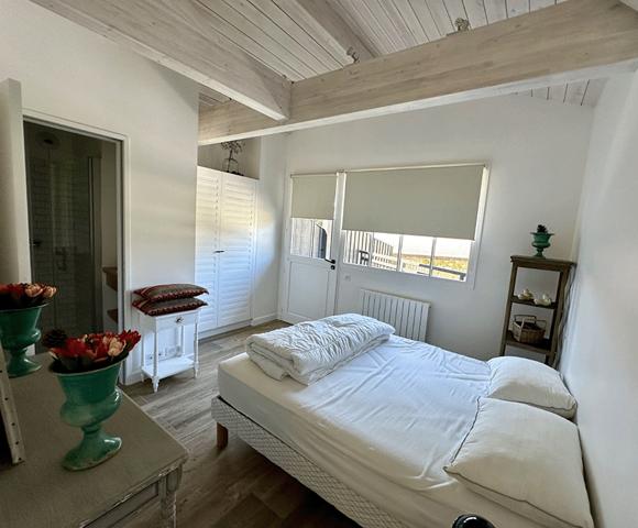 Cap Ferret, plein centre jetée Bélisaire, très belle villa d’architecte entièrement rénovée (3 chambres)