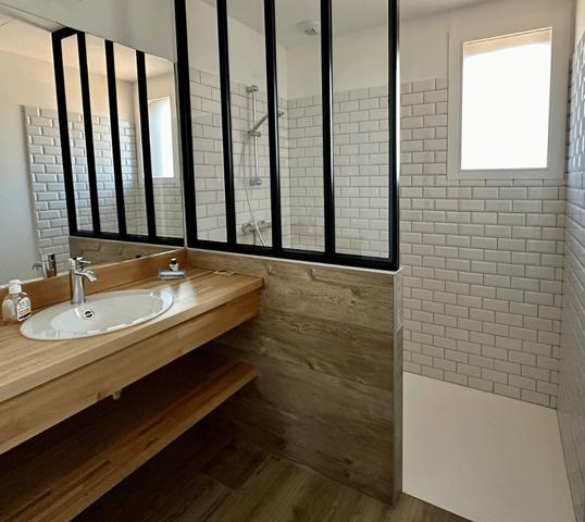 Cap Ferret, plein centre jetée Bélisaire, très belle villa d’architecte entièrement rénovée (3 chambres)