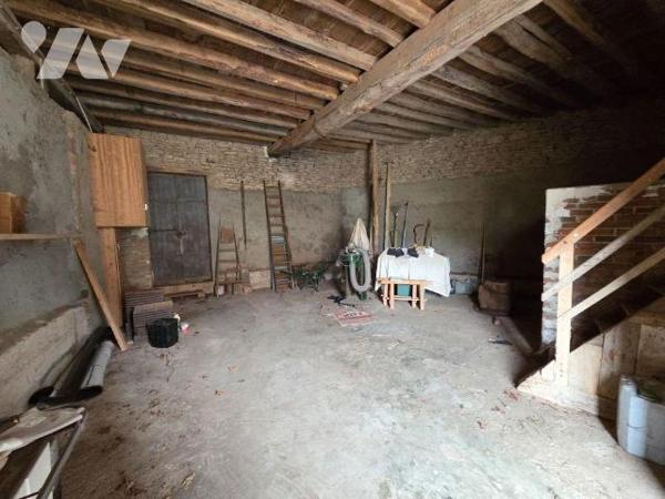 A VENDRE sur la commune de VILLIERS LE BOIS (10210), une maison d'habitation avec ses dépendanc...