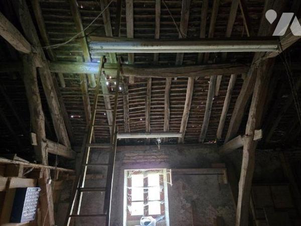 A VENDRE sur la commune de VILLIERS LE BOIS (10210), une maison d'habitation avec ses dépendanc...