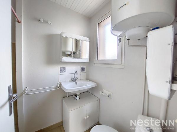 CARQUEFOU CENTRE VILLE APPARTEMENT T1 Bis AVEC STATIONNEMENT EN SOUS-SOL