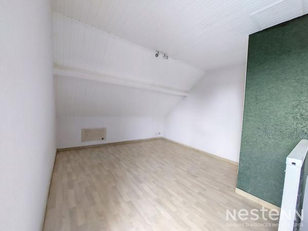CARQUEFOU CENTRE VILLE APPARTEMENT T1 Bis AVEC STATIONNEMENT EN SOUS-SOL