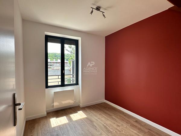 CHAVILLE Rive Droite - limite Sèvres - Maison rénovée de 4 pièces. 450 000 € **  - Référence  769-C
