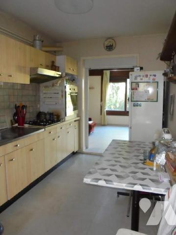 BEAUGENCY, pavillon, Loiret (45)

Pavillon comprenant : sas d'entrée, entrée avec placard, salo...