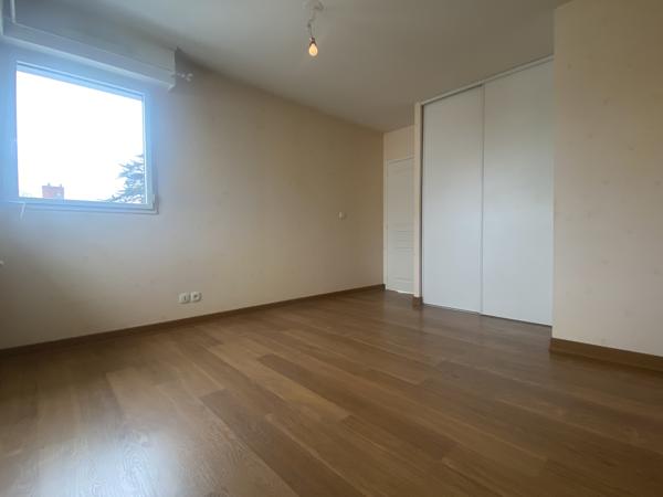 ERAUDIERE - T3 AVEC TERRASSE + BOX