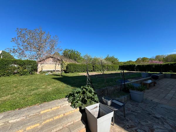 À vendre, Bien rare et d'exception au Lude !