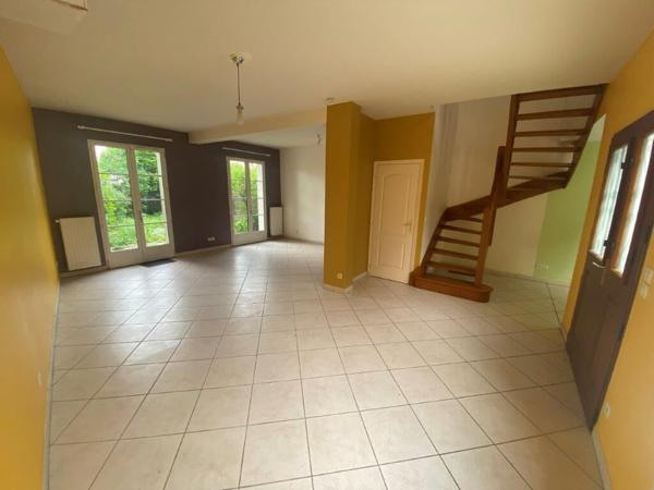 NEUVILLE AUX BOIS - MAISON 4 PIECES