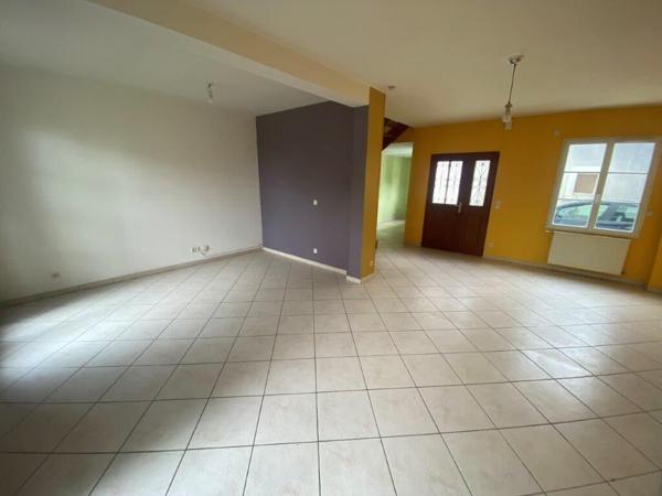 NEUVILLE AUX BOIS - MAISON 4 PIECES