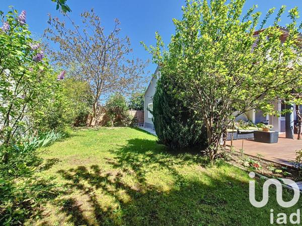 Maison 5 pièces de 160 m² à Vals-près-le-Puy (43750)