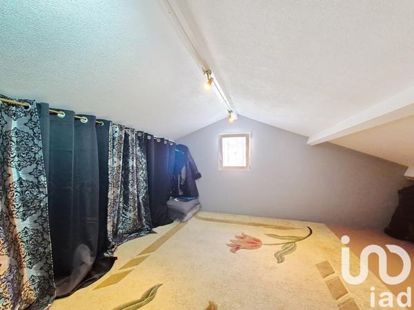 Maison 5 pièces de 160 m² à Vals-près-le-Puy (43750)