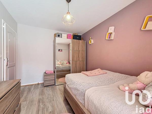 Maison 5 pièces de 160 m² à Vals-près-le-Puy (43750)