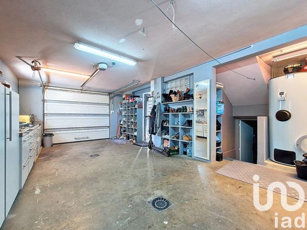 Maison 5 pièces de 160 m² à Vals-près-le-Puy (43750)