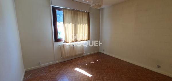 Charmant appartement - Emplacement idéal et vue dégagée